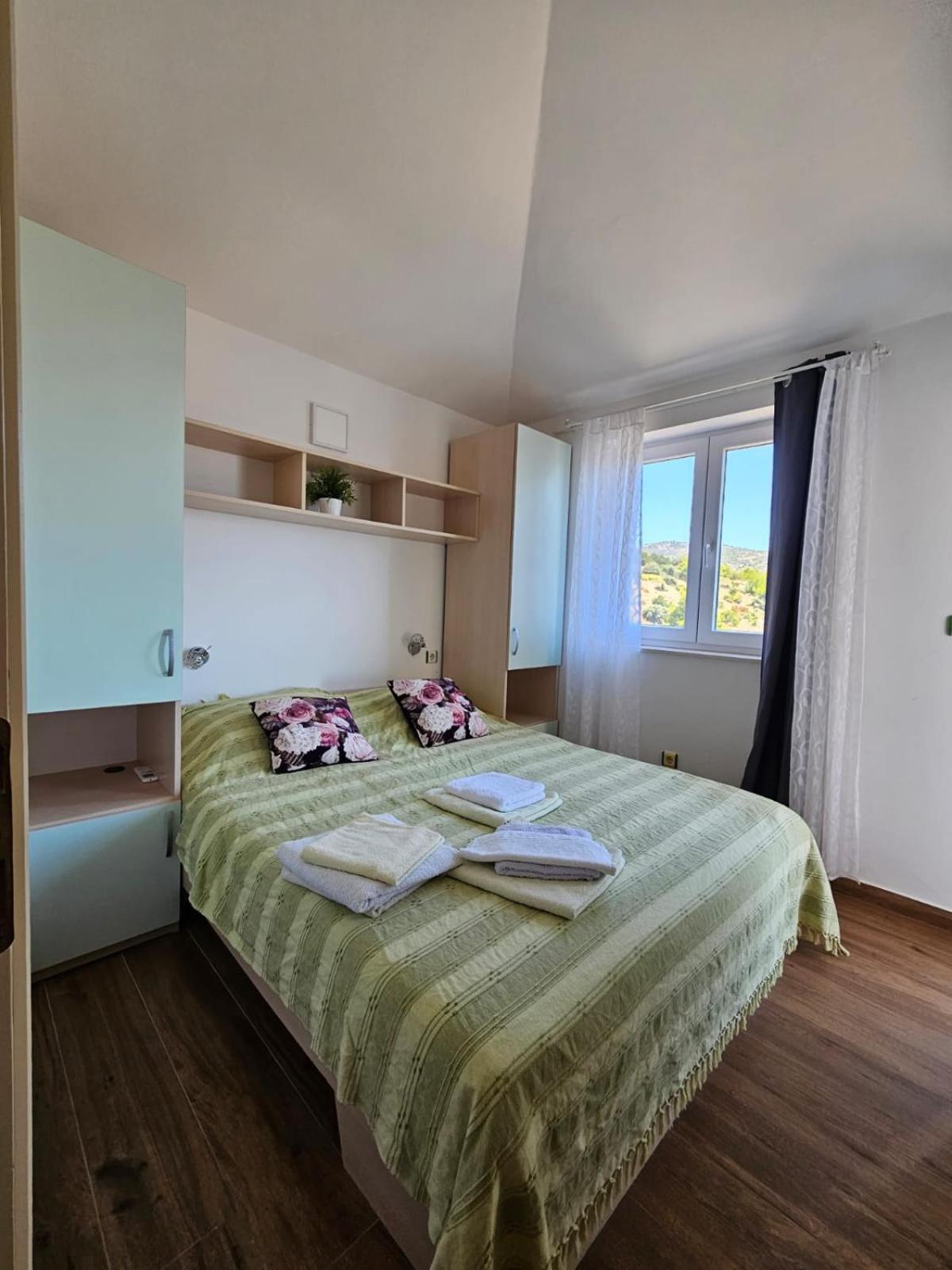 Apartments Villa Sibenik Primošten Kültér fotó
